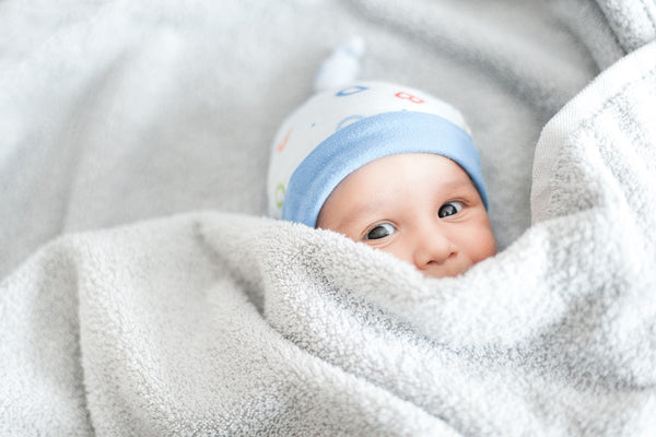 What Kind of Newborn Baby Blanket Set Should You Opt For Your Little One?