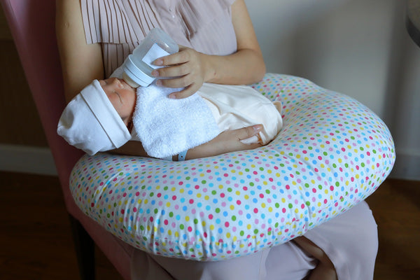 Why Should You Use Baby Breastfeeding Pillows For Your Little One?