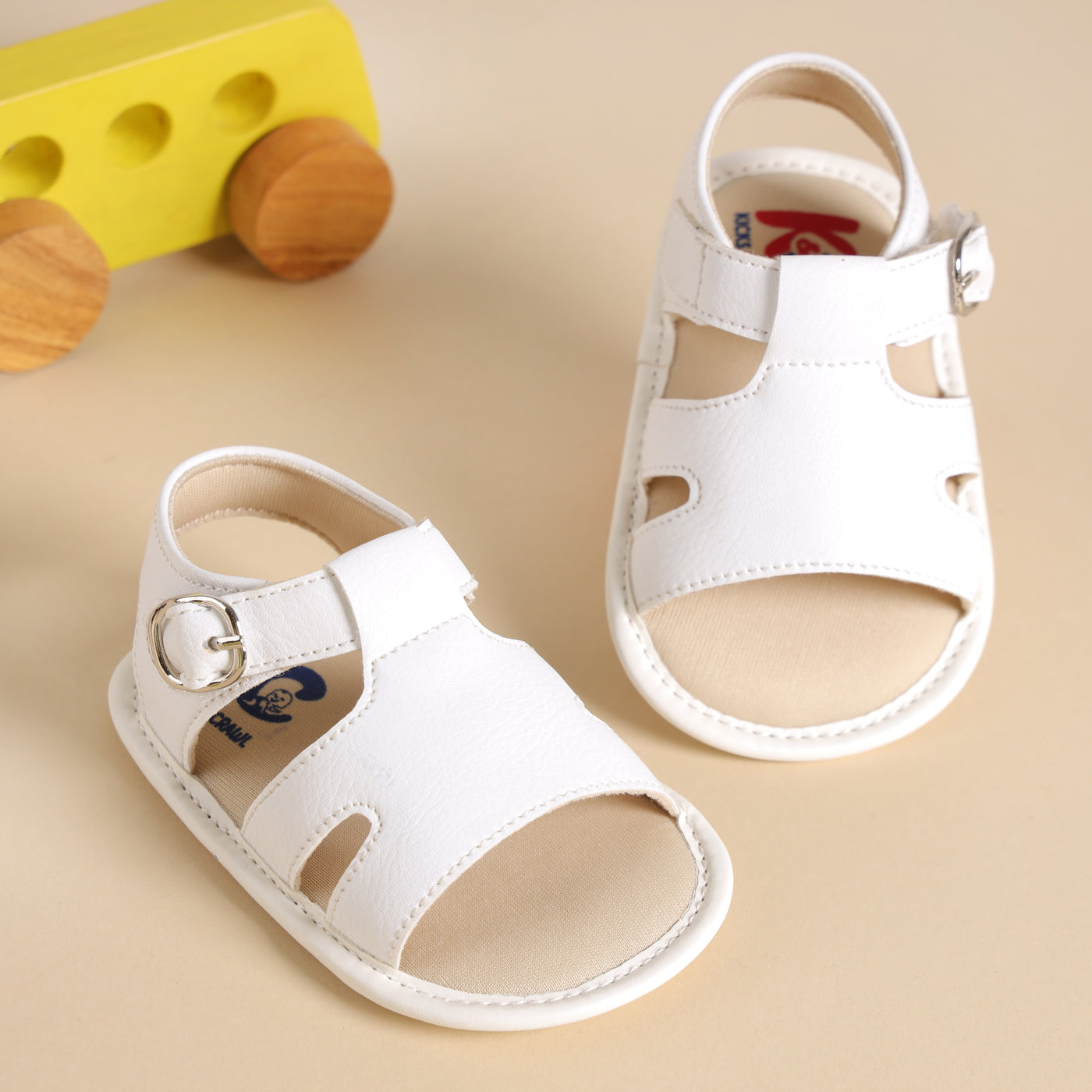 White breeze Sandals